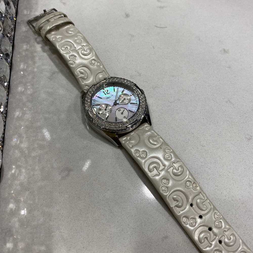 Guess watch - Picture 2 of 3